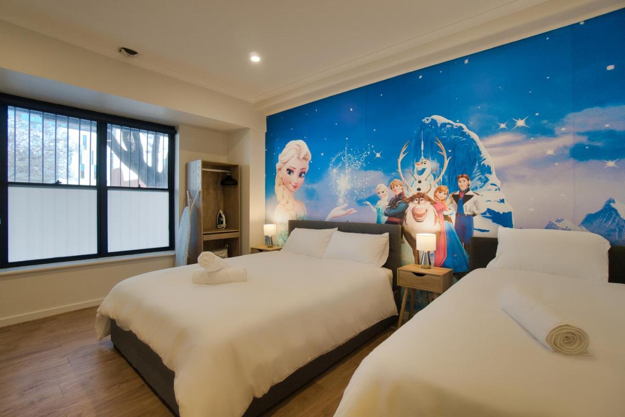 אדלייד Dreamy Stays Accommodation - Private Rooms With Shared Bathrooms מראה חיצוני תמונה