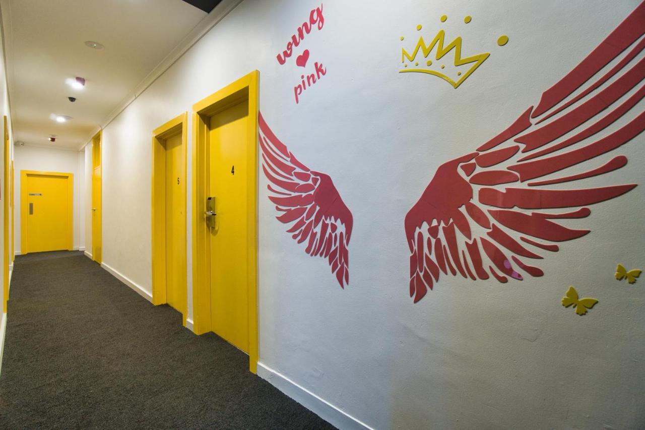 אדלייד Dreamy Stays Accommodation - Private Rooms With Shared Bathrooms מראה חיצוני תמונה