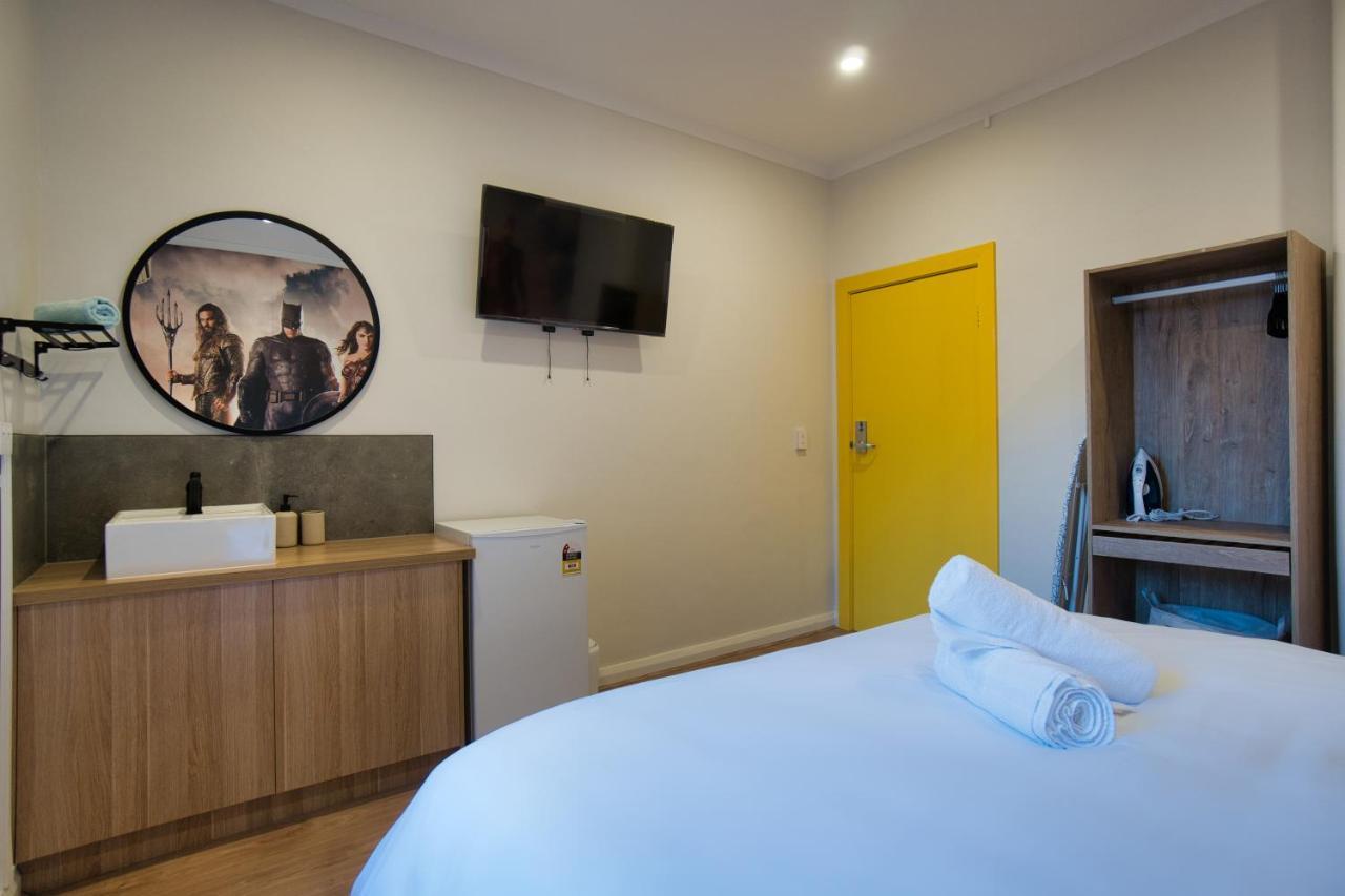 אדלייד Dreamy Stays Accommodation - Private Rooms With Shared Bathrooms מראה חיצוני תמונה