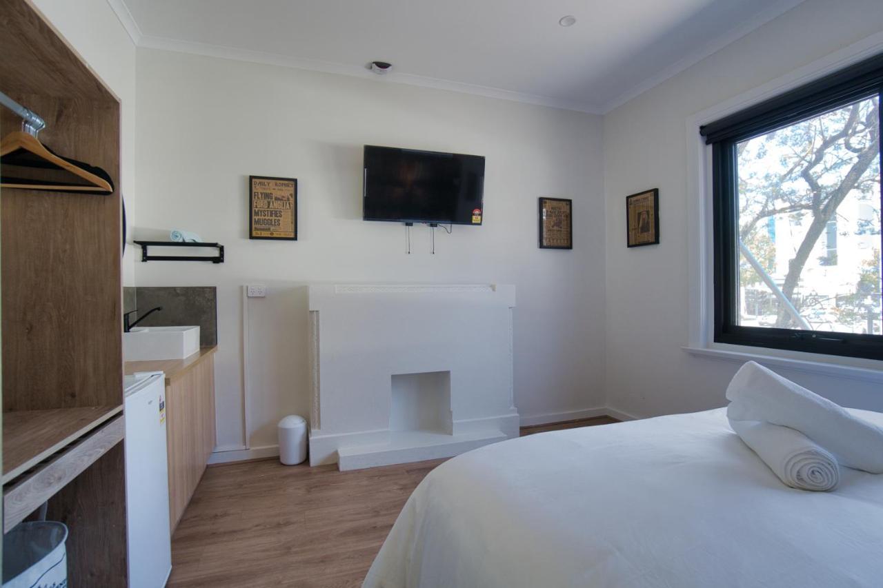 אדלייד Dreamy Stays Accommodation - Private Rooms With Shared Bathrooms מראה חיצוני תמונה